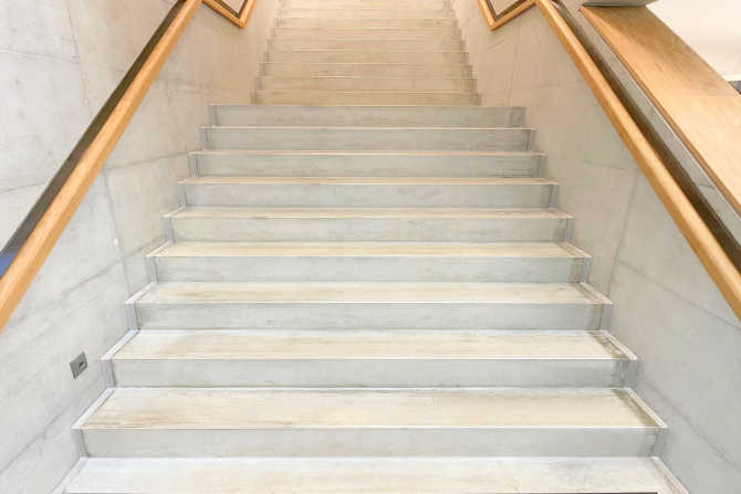 External stairs non-slip coating